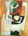 Naturaleza muerta en la mesa y en el plato 1920 Pablo Picasso
